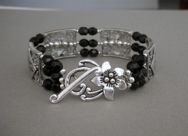 Inspirational words bracelet, antiqued silver and black Czech glass