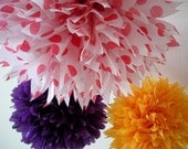Manic Monday ... 3 tissue paper poms // birthday party // carnival theme // polkadots // party decorations