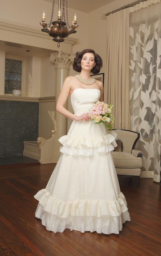 SAMPLE SALE Morgan Boszilkov Wedding Dress Couture Eco-Friendly 2 in 1 KATHLEEN Size 8