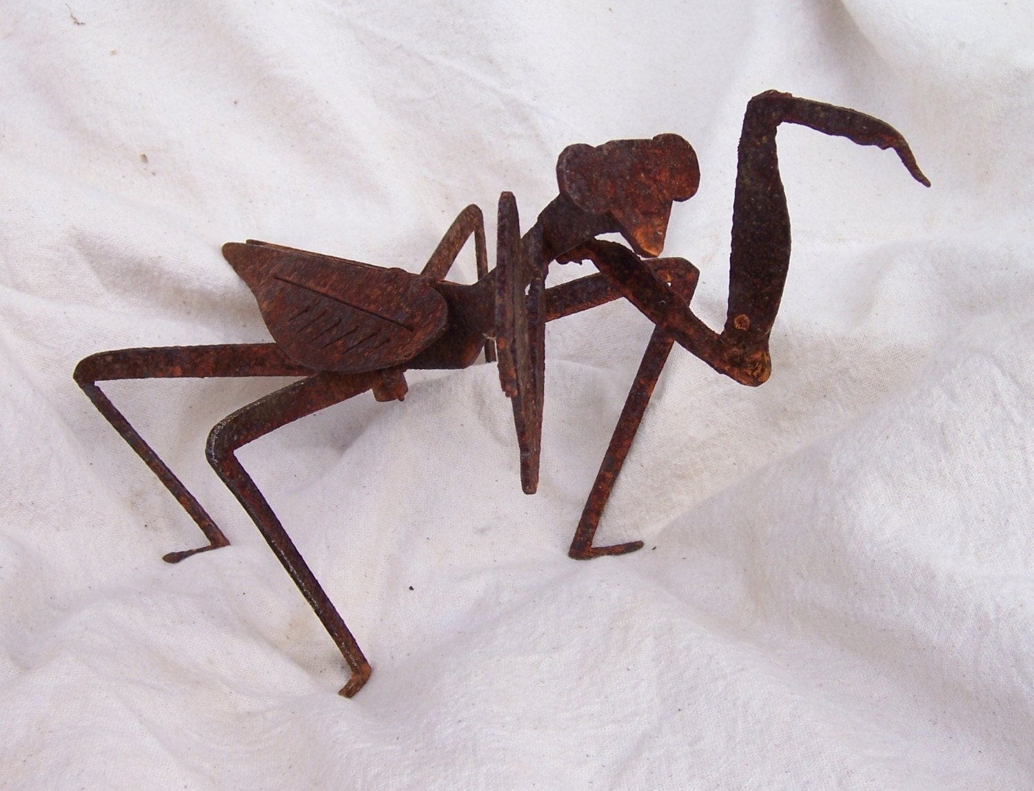 Metal Praying Mantis, great insect to have in your garden......