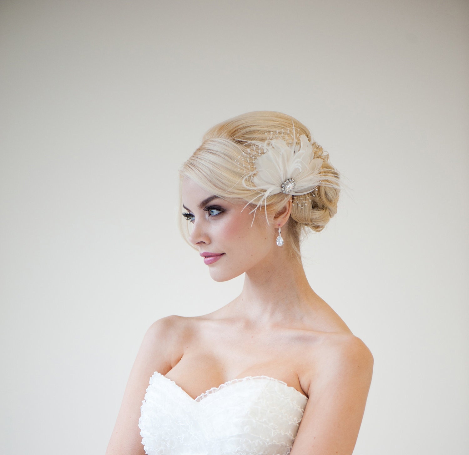 Bridal Fascinator, Feather Wedding Head Piece, Feather Fascinator, Bridal Hair Accessories - CHLOE