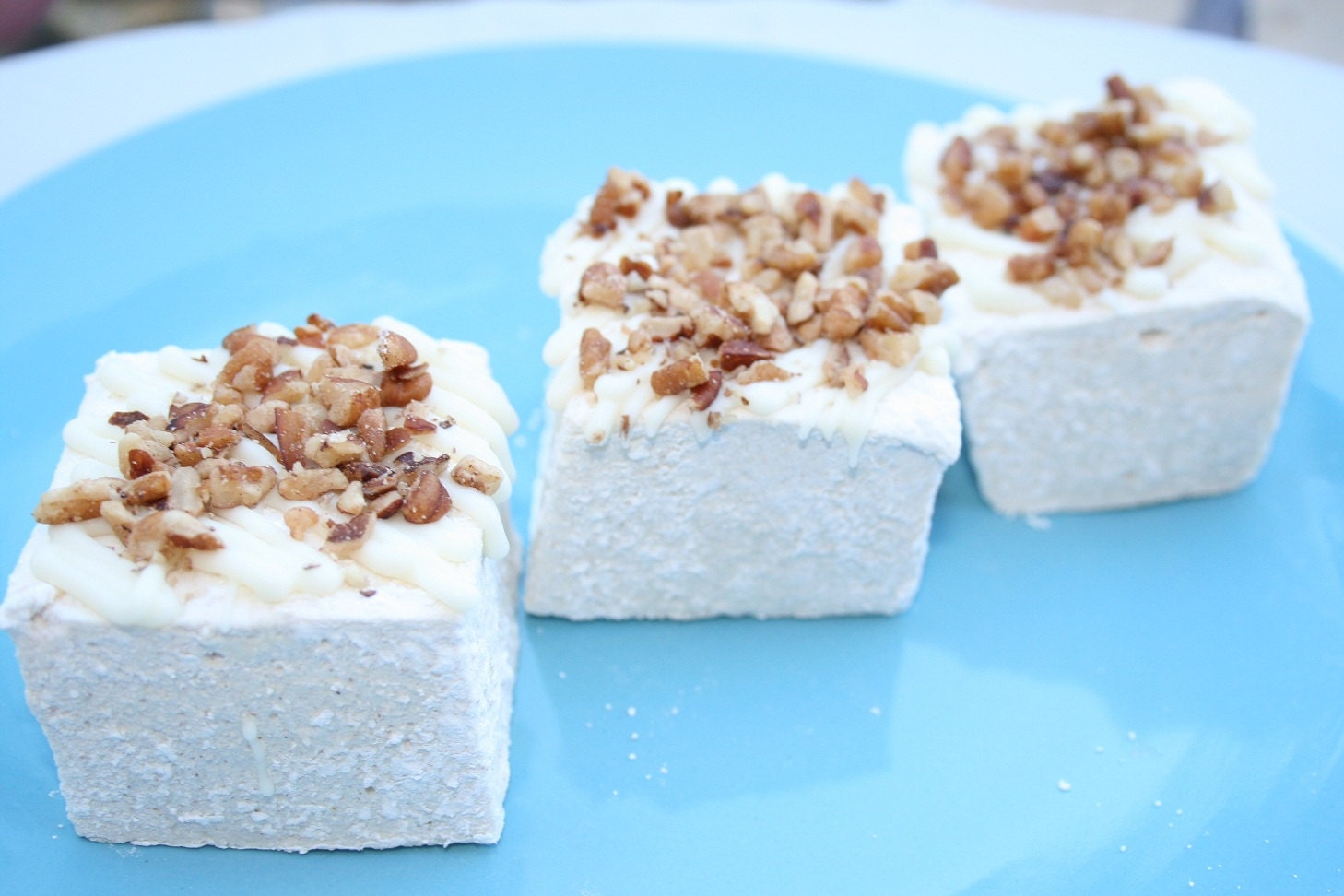 Gourmet JUMBO Spiced Pecan Marshmallows - 6 pieces