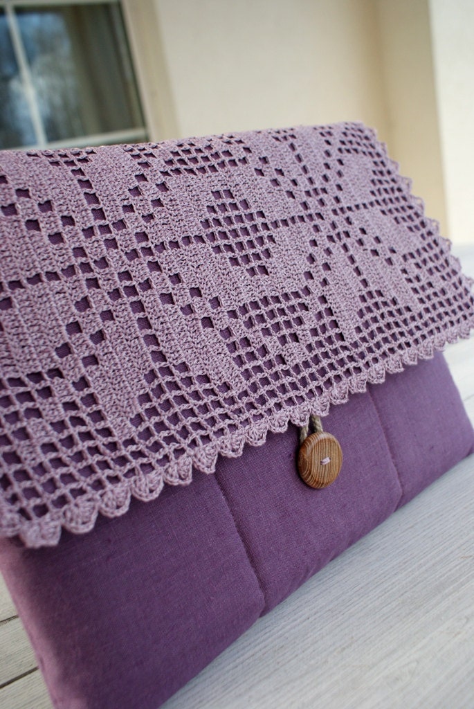 NEW/Laptop Sleeve Case Cover  for 13 inch macbook/ linen/ padded