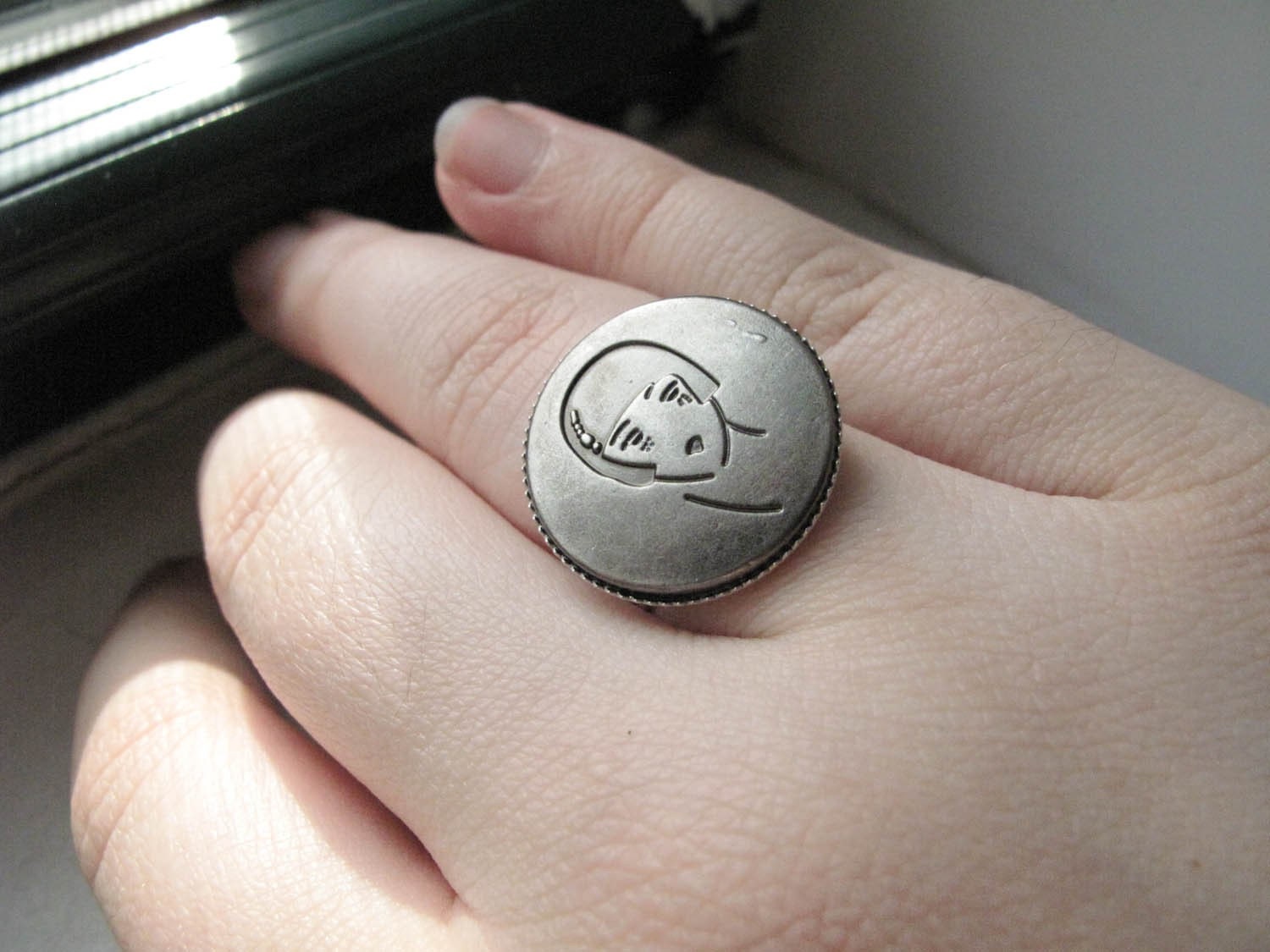 Flapper Girl Adjustable Ring - Antique Silver Band - Millie