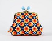 Color bobble pouch - Blossom Blau - metal frame clutch bag