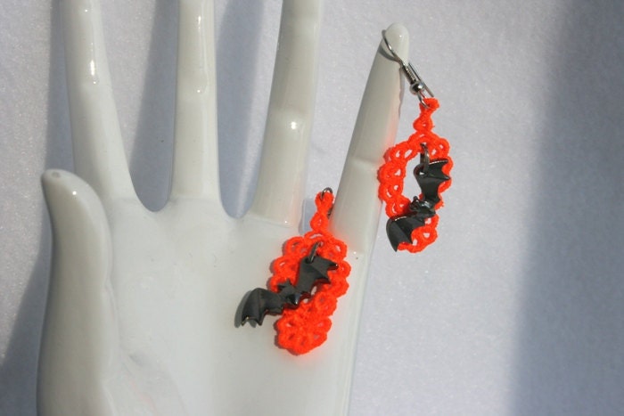 EARRINGS - Daisy Open - Halloween Neon Orange - Bat - Haunted - medium