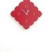 tiny scallop clock in poppy red