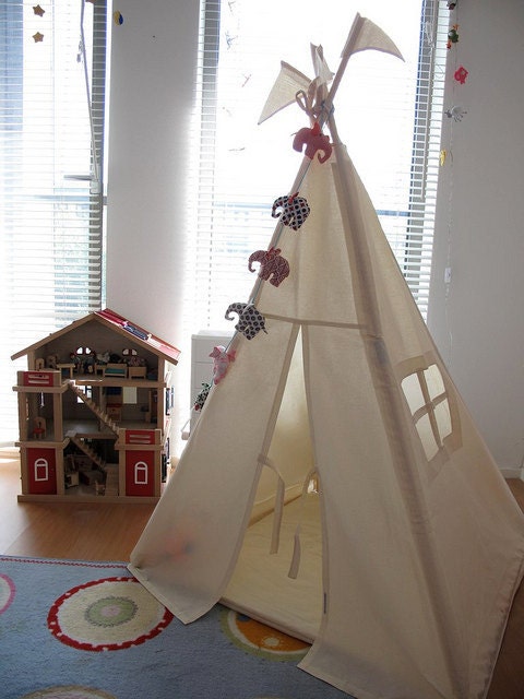 Teepee tent - Plain cotton indoor play teepee tent