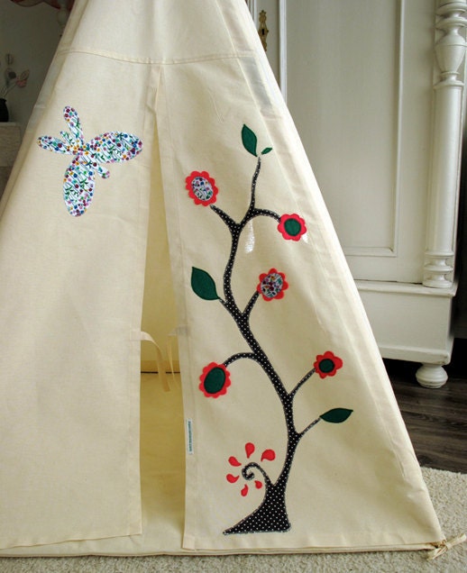Custom made play teepee tent