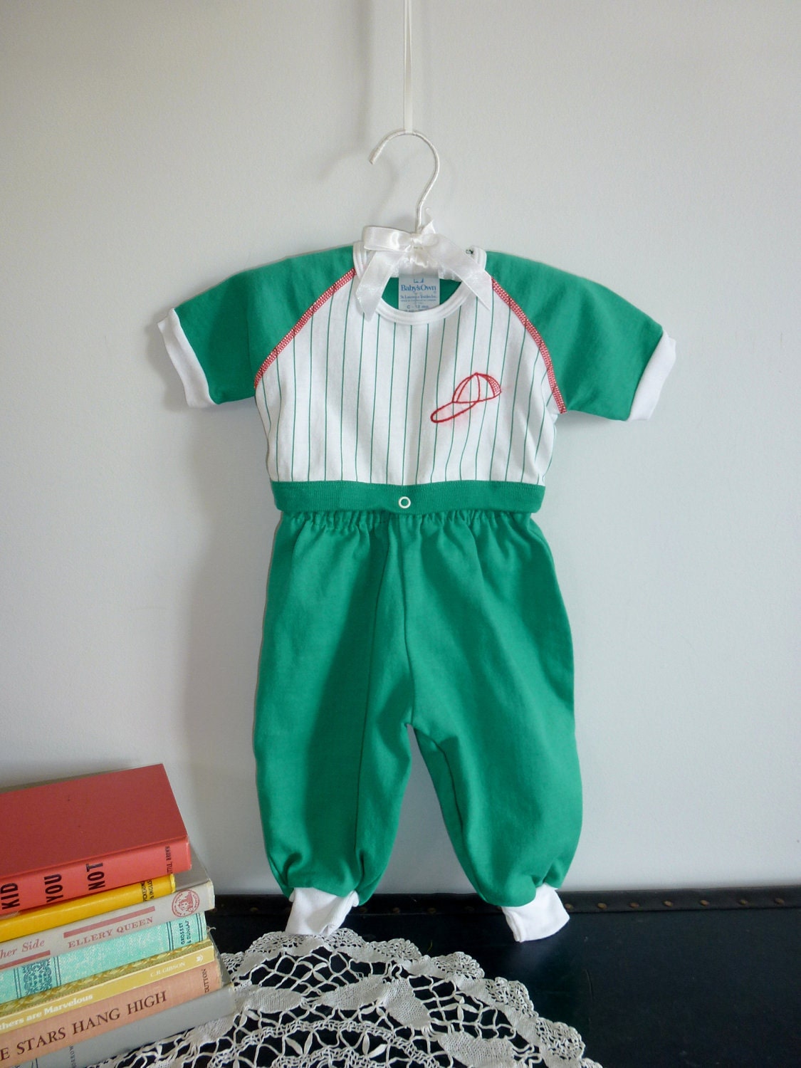 Baseball Outfit - Apearsvintagegoodies