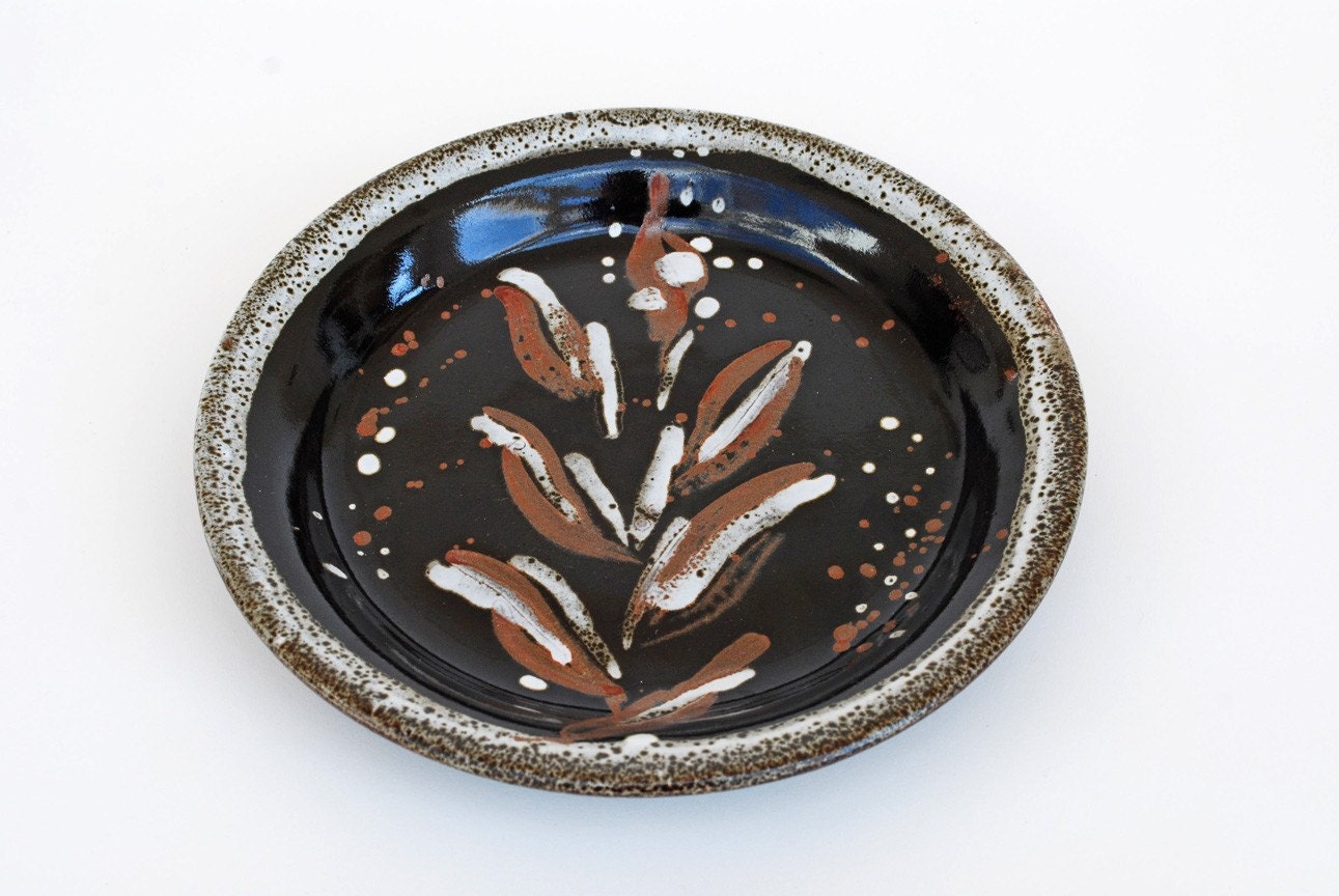 Wheel Thrown Stoneware Plate with plant design