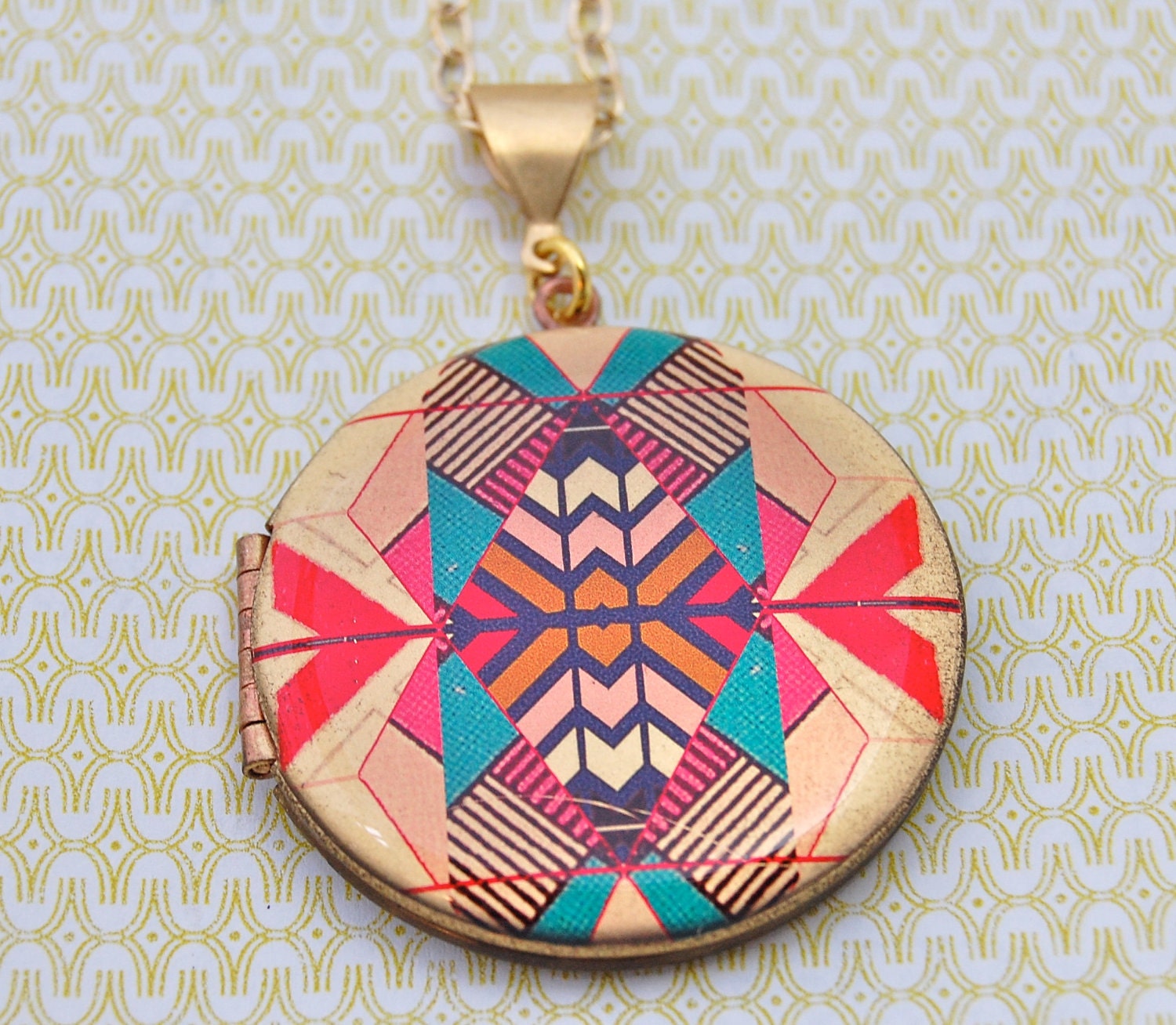 The Kaleidoscope Locket - Vintage
