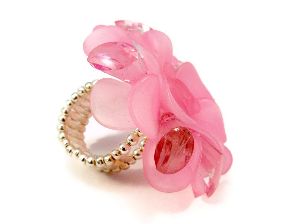 Large Cocktail Ring Pink Flower Stretchy Band Womens