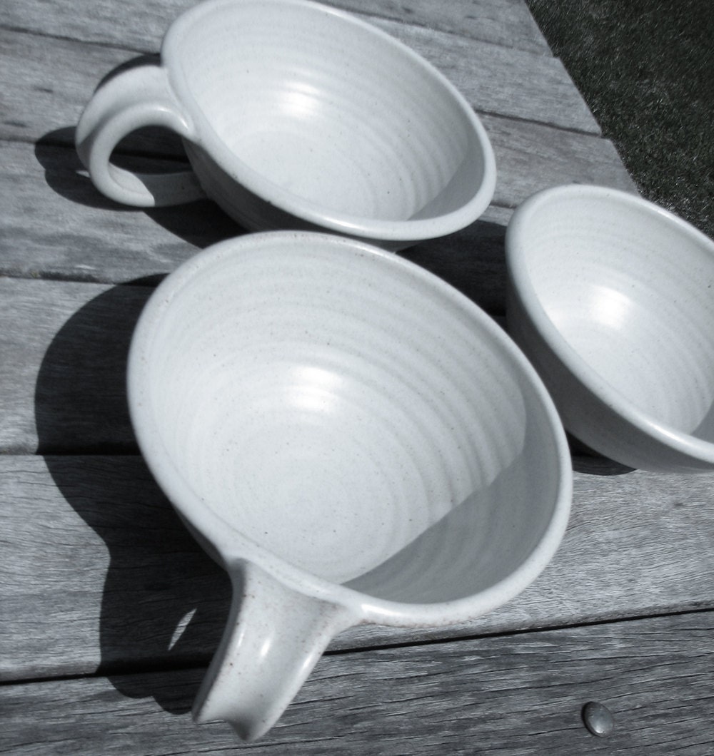 Pottery Handled Bowls... for your dinnerware collection
