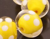 Handmade Lampwork Beads White Polka Dots Yellow Rondelle Bead Set Heather Behrendt (1438) BHV SRA LETeam