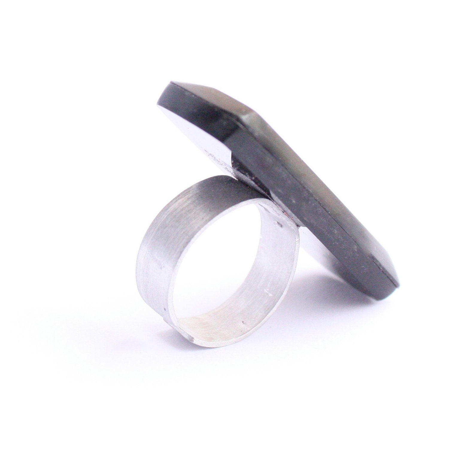 Black Faceted ring - adjustable ring in aluminium