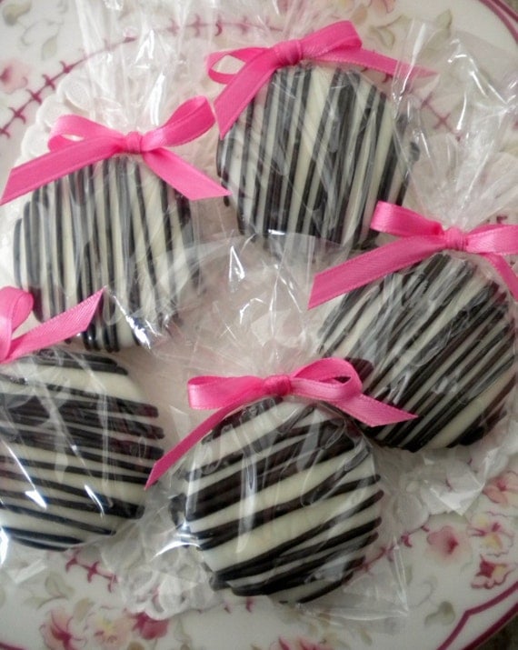 Pink Zebra Minnie Mouse Chocolate Covered Oreo Cookies Pink And Black Edible Party Favors Sweet 16 Baby Shower Wedding Favors Bridal Shower