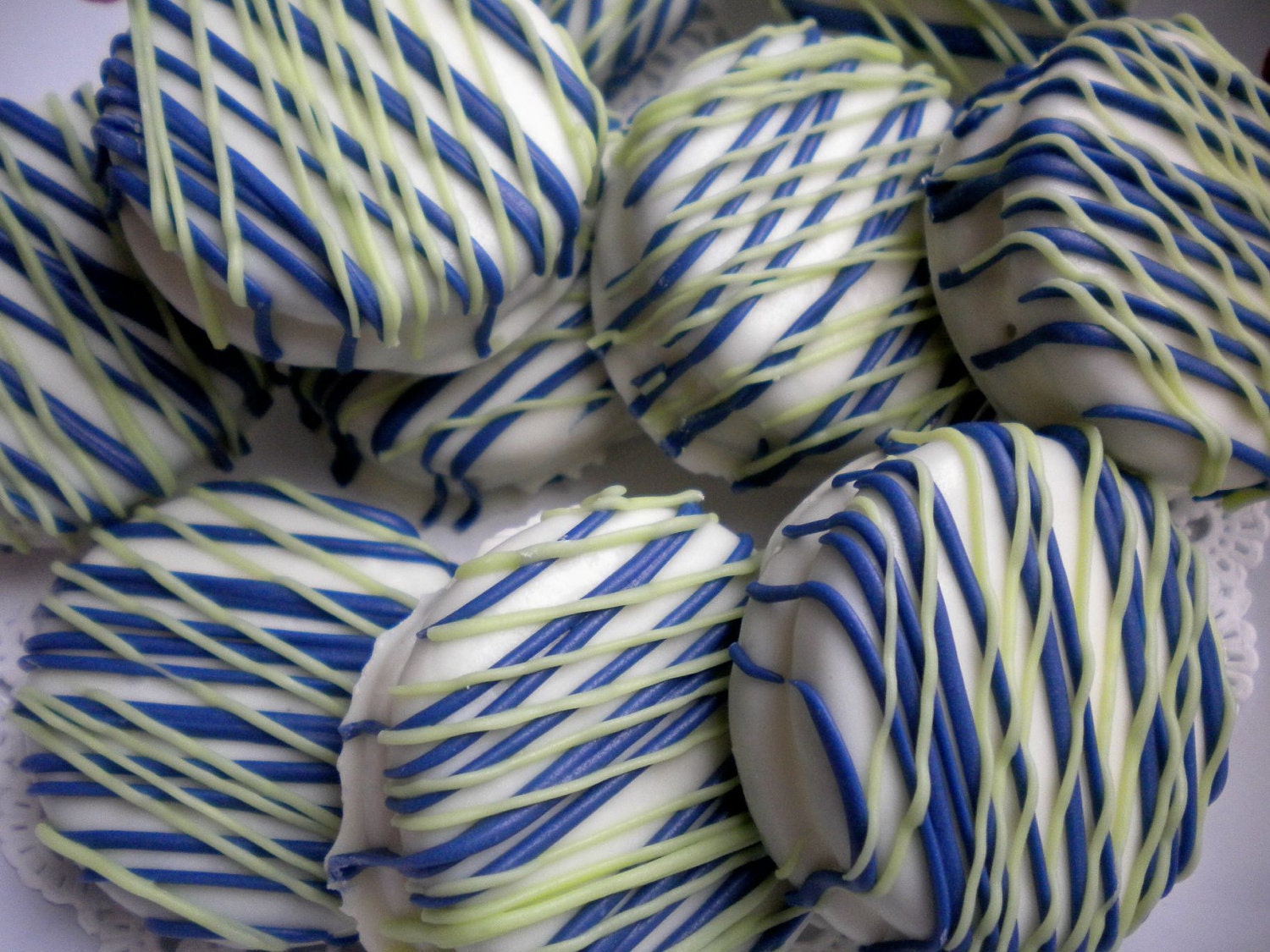 Seattle SeaHawks Blue and Lime Green Chocolate Covered Oreos Cookies Birthday Party Favors Wedding Favors