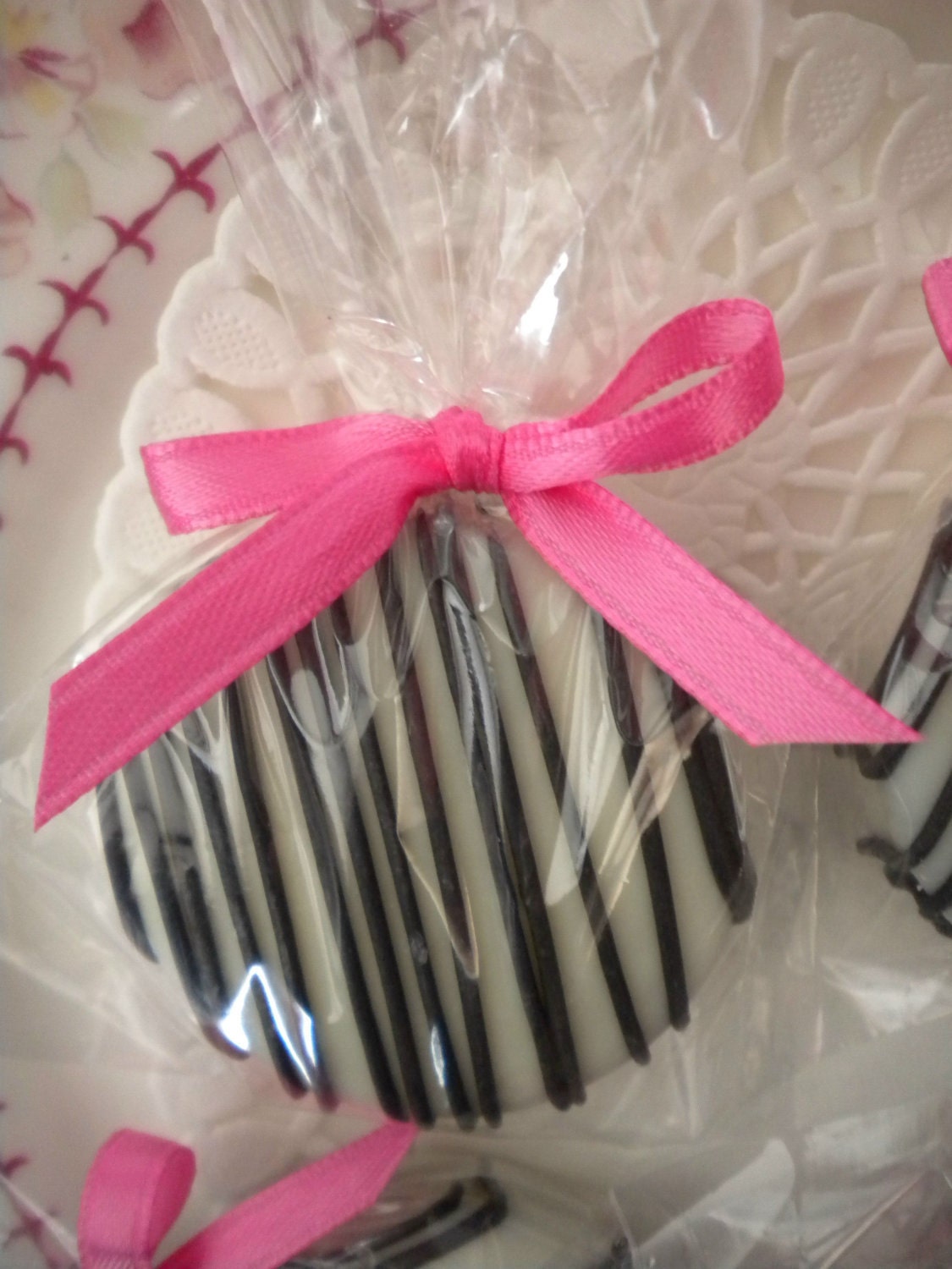 Pink Zebra Minnie Mouse Chocolate Covered Oreo Cookies Pink And Black Edible Party Favors Sweet 16 Baby Shower Wedding Favors Bridal Shower