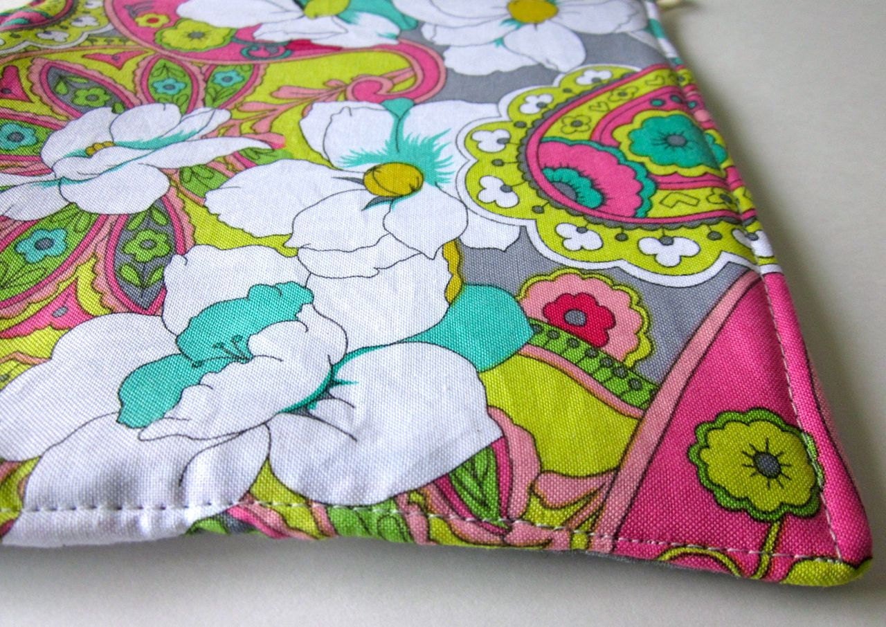 Pink Paisley Floral Pot Holder