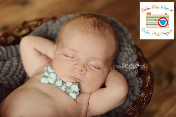 Ryan Polka Dot Baby Boy 0-6 Month Bow Tie Photography Prop - Newborn Photography Props, Bow Tie, Boy Props, Baby Pictures