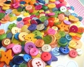 Bulk Grab bag of 300 cheery 'Kindergarten Mix' Buttons - great variety including novelty shapes...