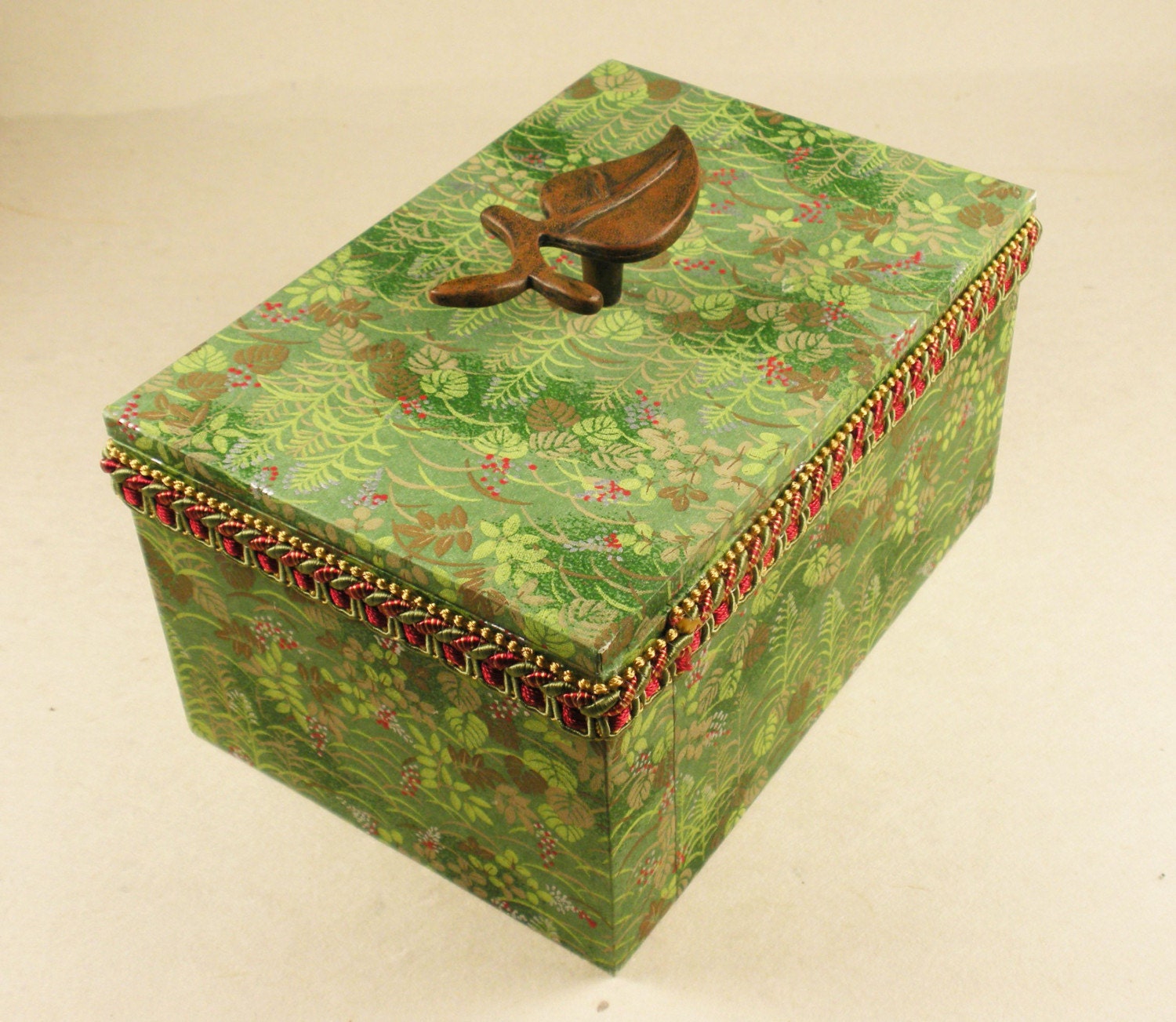 Decorated Box - Green - Handcrafted - Rectangular - Dresser - Decor