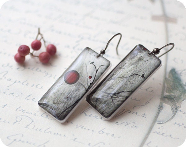 Red and Black Full Moon earrings (E035)