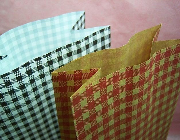 Cute Red Checks on Brown Paper gift bags (set of 10)