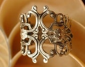 Filigree Ring   ---   Oxidized Silver Adjustable