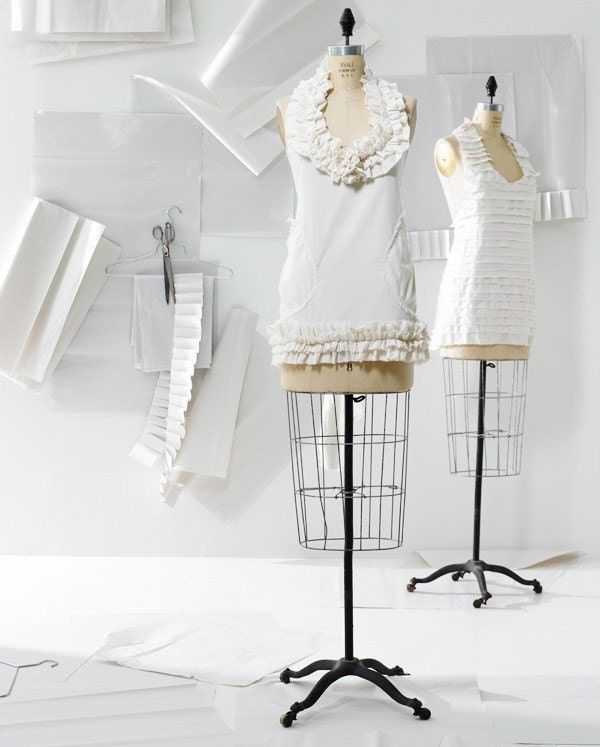 Emmy Avant Apron FEATURED IN D WEDDING Spring 2010