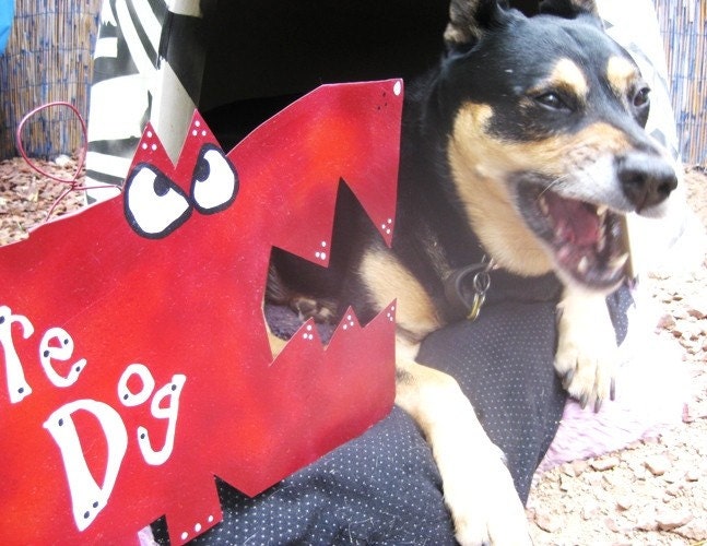 Bubba Big Red Beware of Dog Sign - Metal