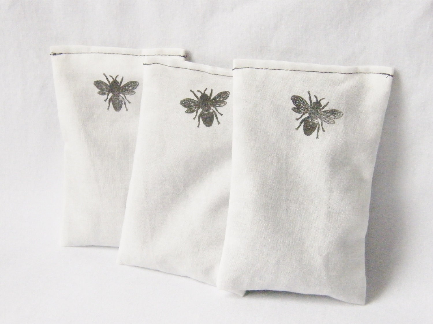 Lavender Dryer Sachets Organic Laundry Honey Bees Eco-Friendly Clean