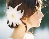 Stella Feather Flower with beaded gold center