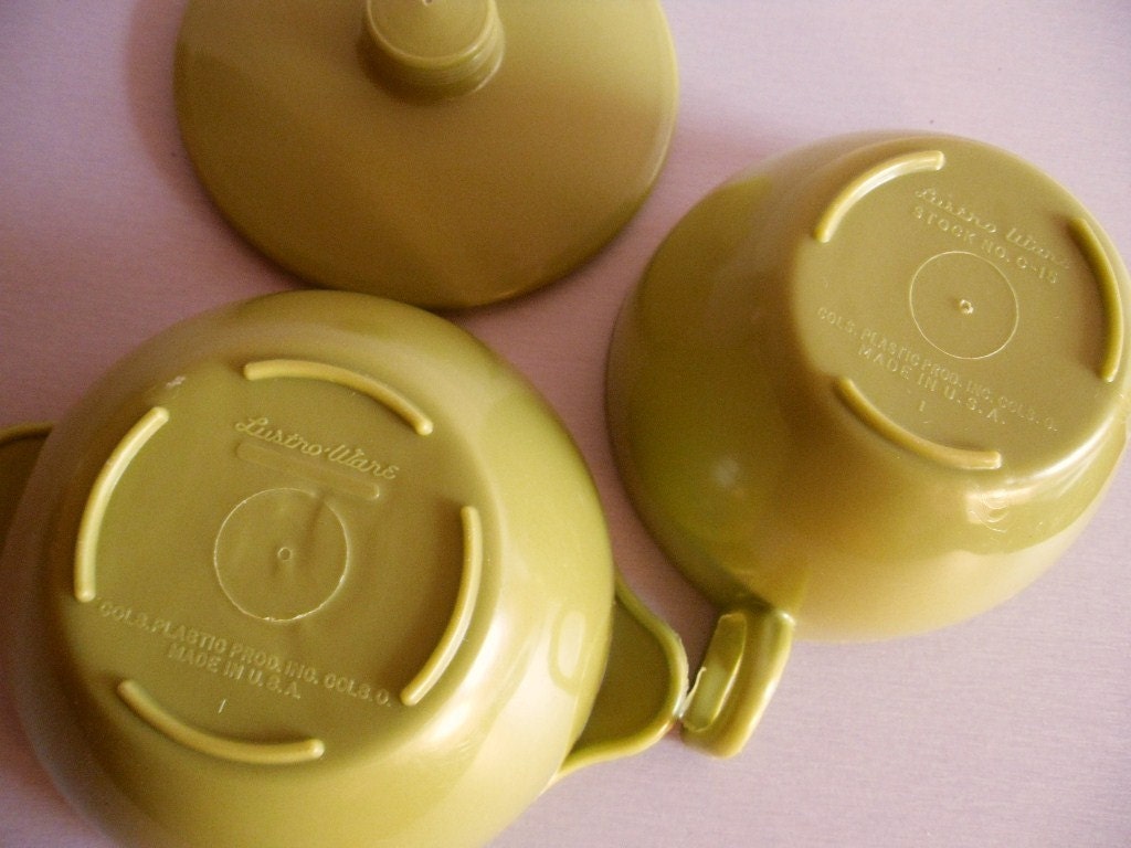 Vintage Lustro Ware Cream and Sugar Set