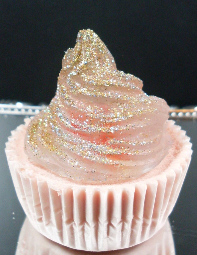 6 Strawberry Champagne Sparkles Miniature Cupcake Bath Bombs