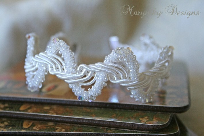 Zig Zag lace bracelet