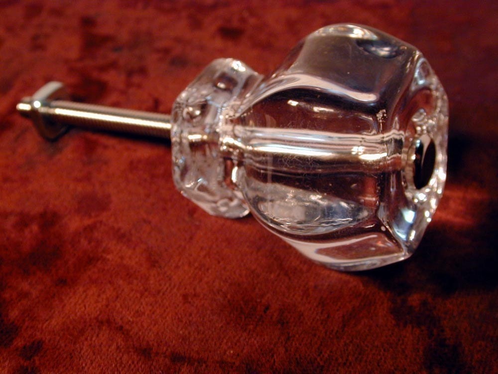 Group of 6 1 1/2 inch Clear Glass Knobs