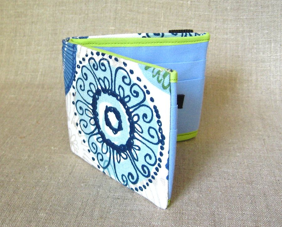 skinny wallet - spirograph