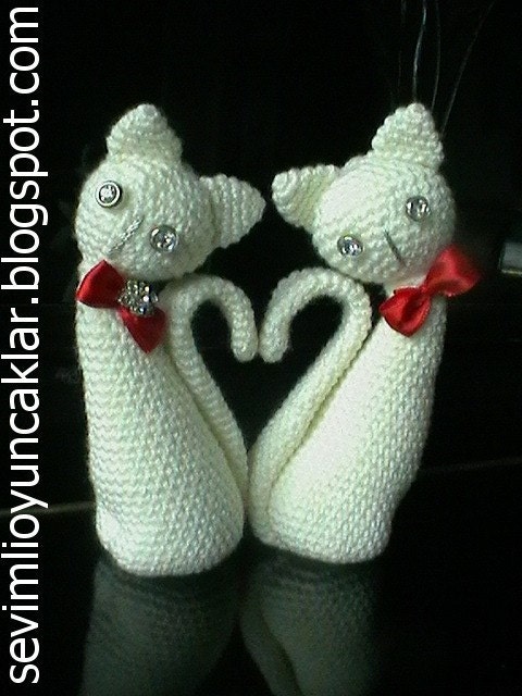 Amigurumi Valentine Cats