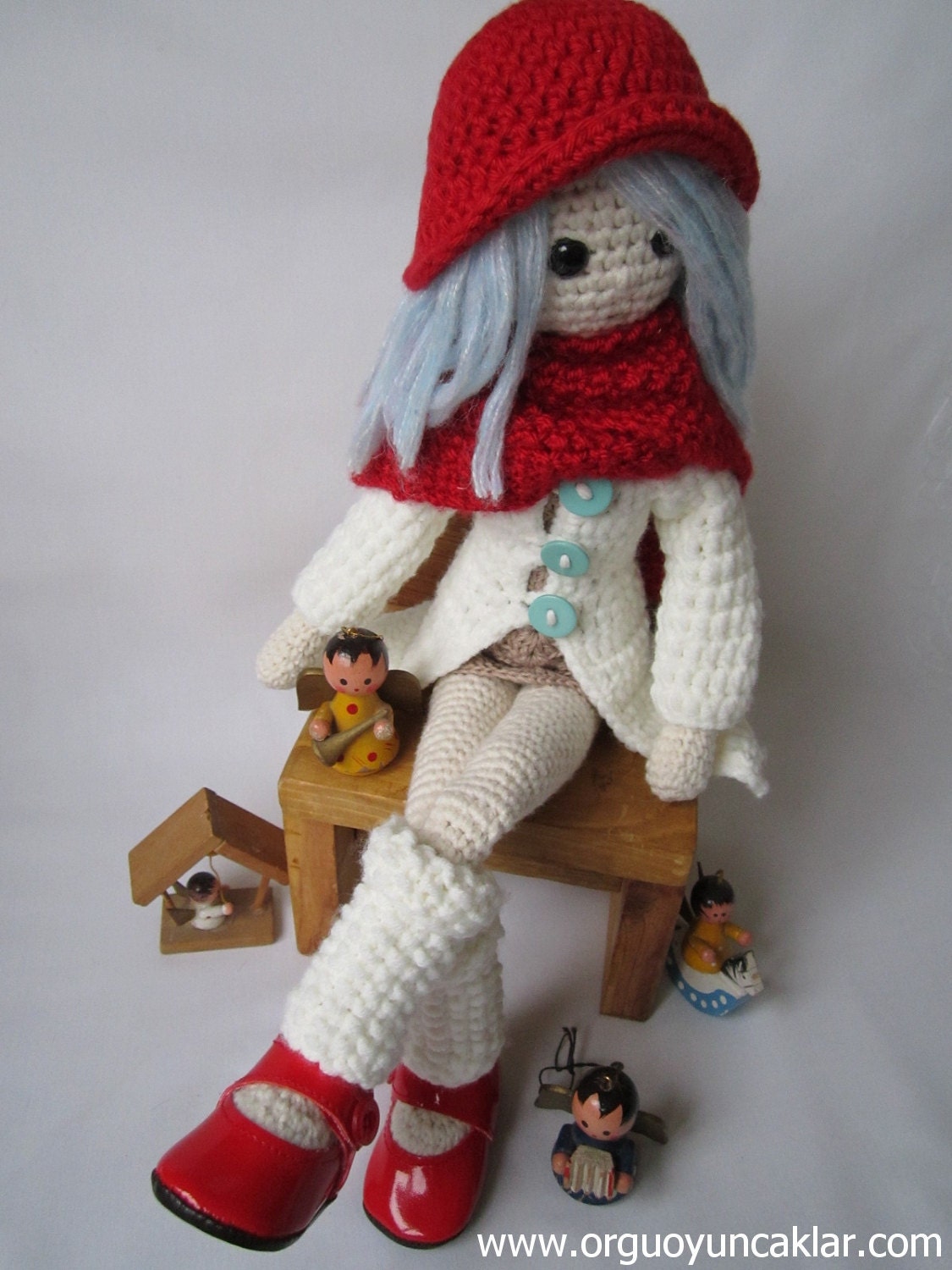 Amigurumi Winter Doll Pattern
