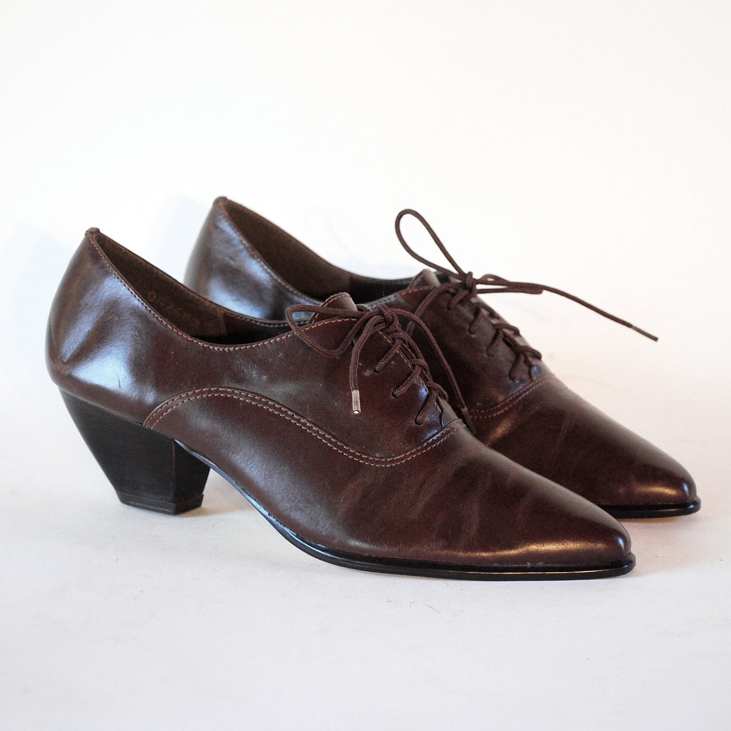 Cuban Heel Oxfords 6, 6.5. Brown Leather Pointed Toe Brogues Ankle Booties. Made In Brazil.