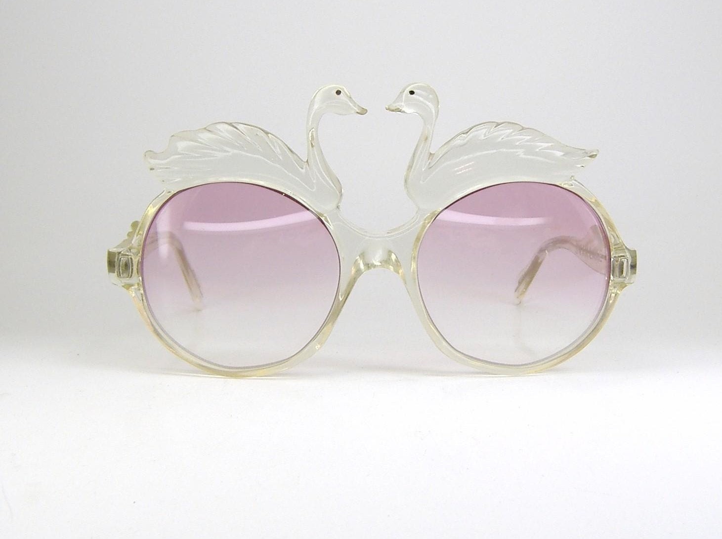 Vintage 70s Swan Sunglasses Eyewear Rare