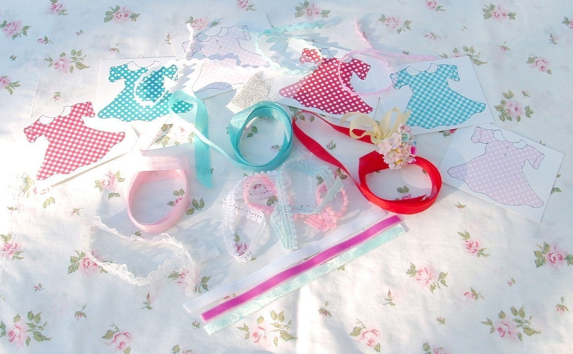 Vintage Style Paper Doll Garland SWEET As PIE Inspiration / Craft Kit ... Pink ... Aqua ... Red ... Polka Dots and Gingham