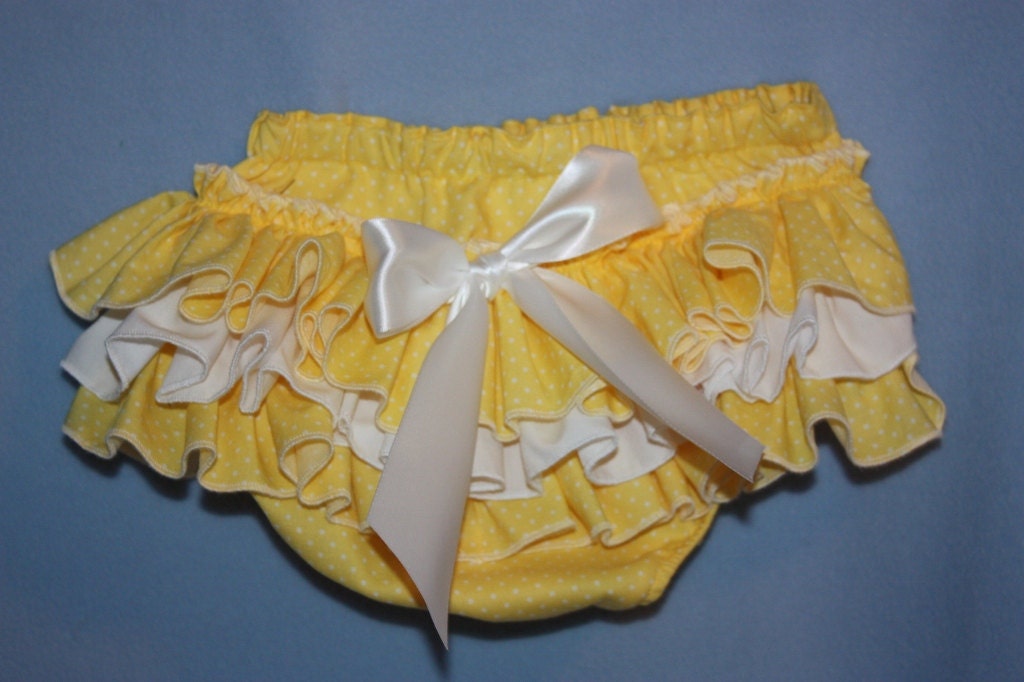 Sunshine Sassy Fancy Ruffle Panty, Sweet Ruffle Pants, Ruffle Bloomers, Fancy Pants, Handmade Sassy Britches Ivory Photo Prop