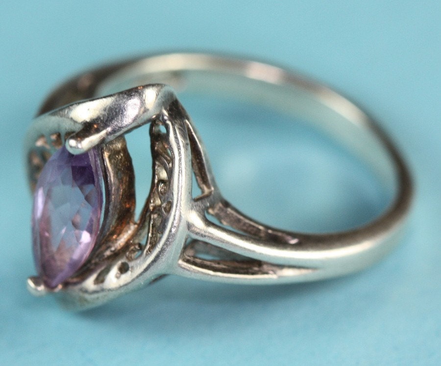 Vintage Amethyst Ring with Sterling Filigree Sz 7 1/4 Signed Avon