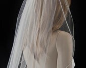Wedding veil - Emma - 25 inch elbow length wedding veil with a delicate finished edge