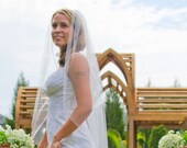 Wedding veil - Gracie - 36 inch fingertip length bridal veil with a cut edge