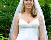 Wedding veil - Emma - fingertip length veil with a delicate finished edge
