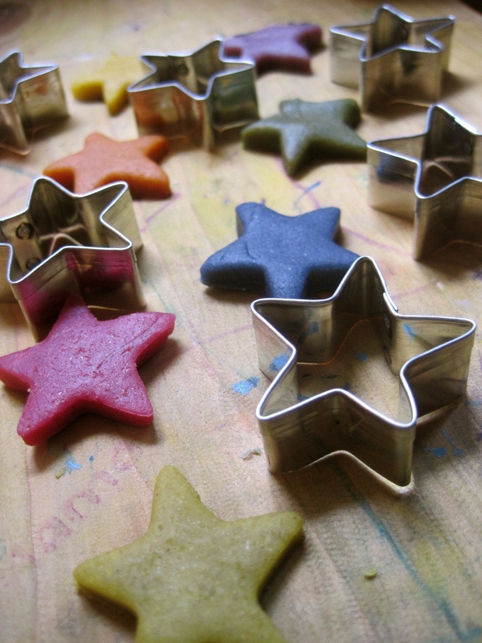 Perfect Stocking Stuffer - Mini Gluten Free Play Clay Set with Cookie Cutter